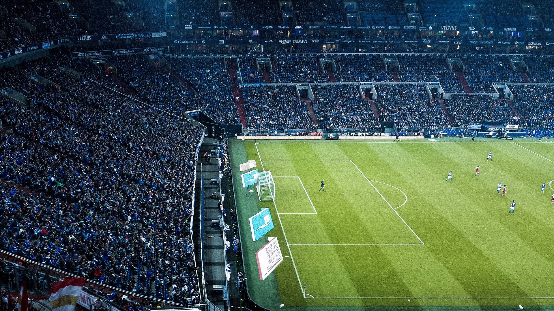 开云体育APP下载-阿圭罗的利刃，当厄瓜多尔刺破卡塔尔，足球在沙漠中开出带血的花  第2张